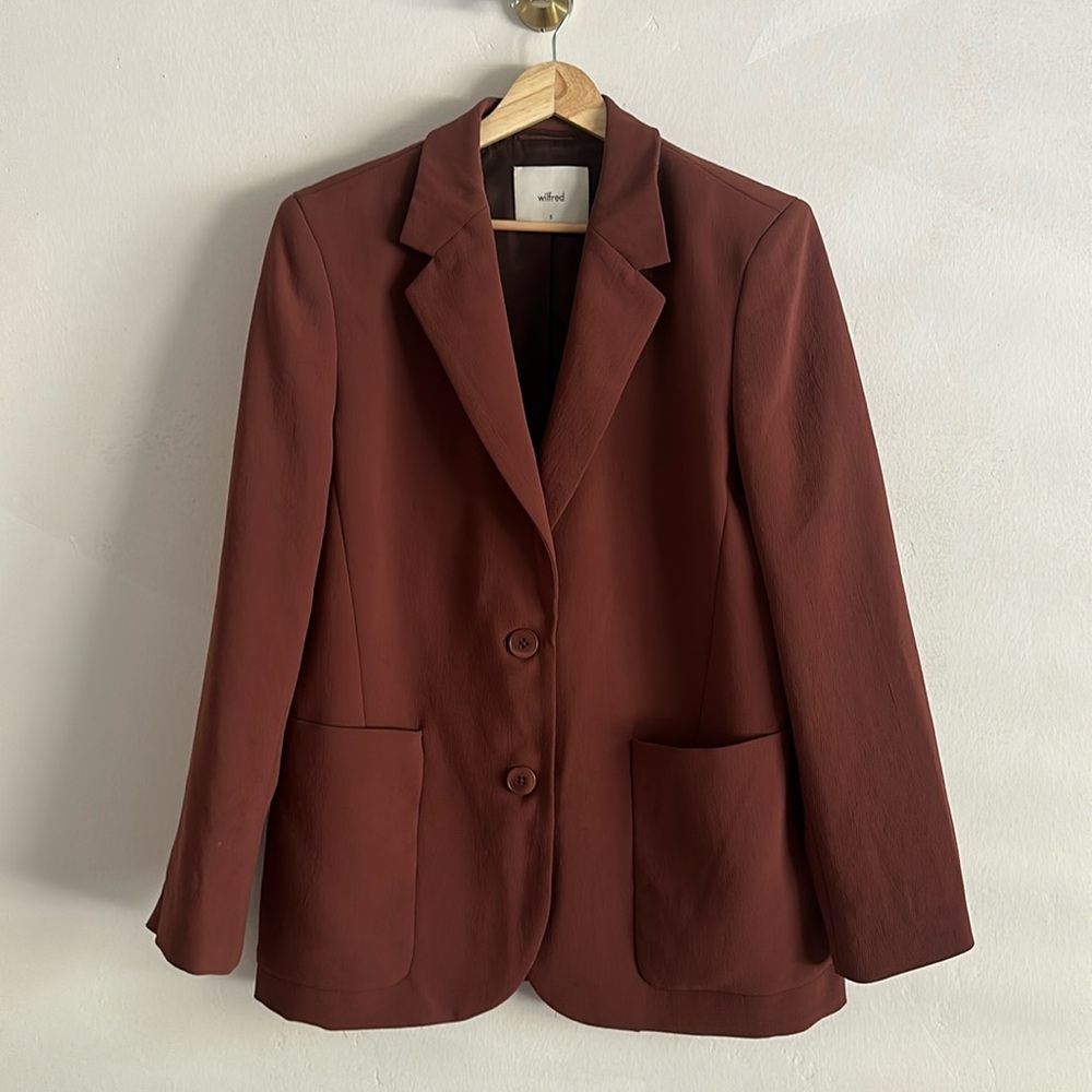 Aritzia Burgundy oversized blazer
